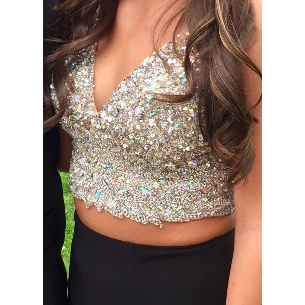 Size 0 Prom dress - Picture 2 of 5